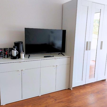 Rooftop Apartments - Modernes Studioapartment Fuer 3 Personen Langenau Buitenkant foto